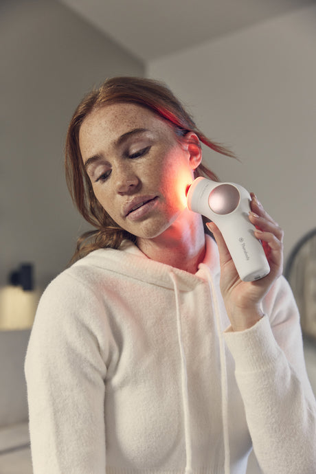 EAN 0810036056700 - Therabody TheraFace PRO masajeador Cara Blanco imagen 20