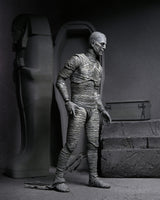 Figura Ultimate Mummy Black And White Universal Monsters 18cm