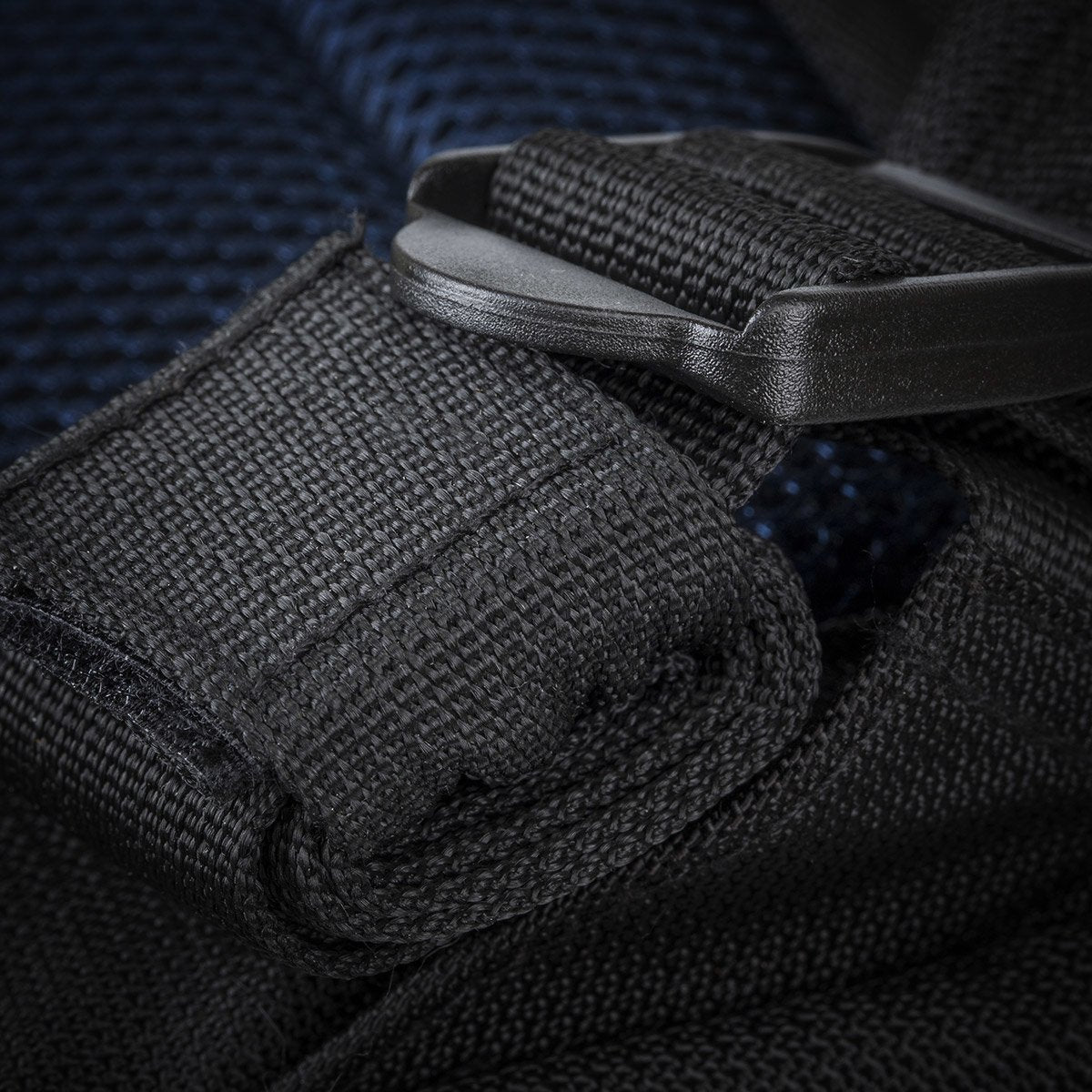 EAN 4260403570012 - Rivacase 8460 43,2 cm (17") Funda tipo mochila Negro imagen 5