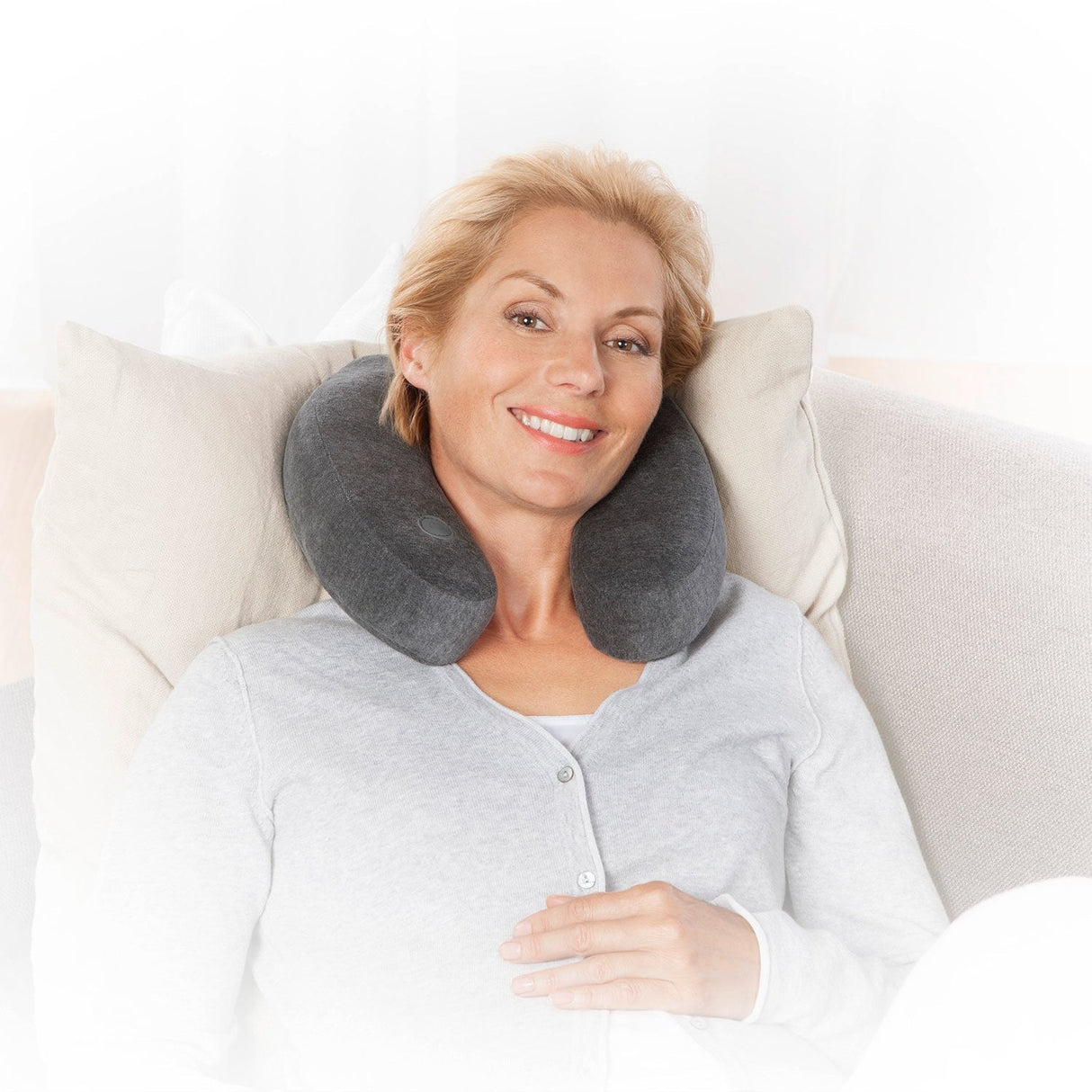 EAN 4015588889462 - Medisana NM 870 masajeador Cuello Gris imagen 3
