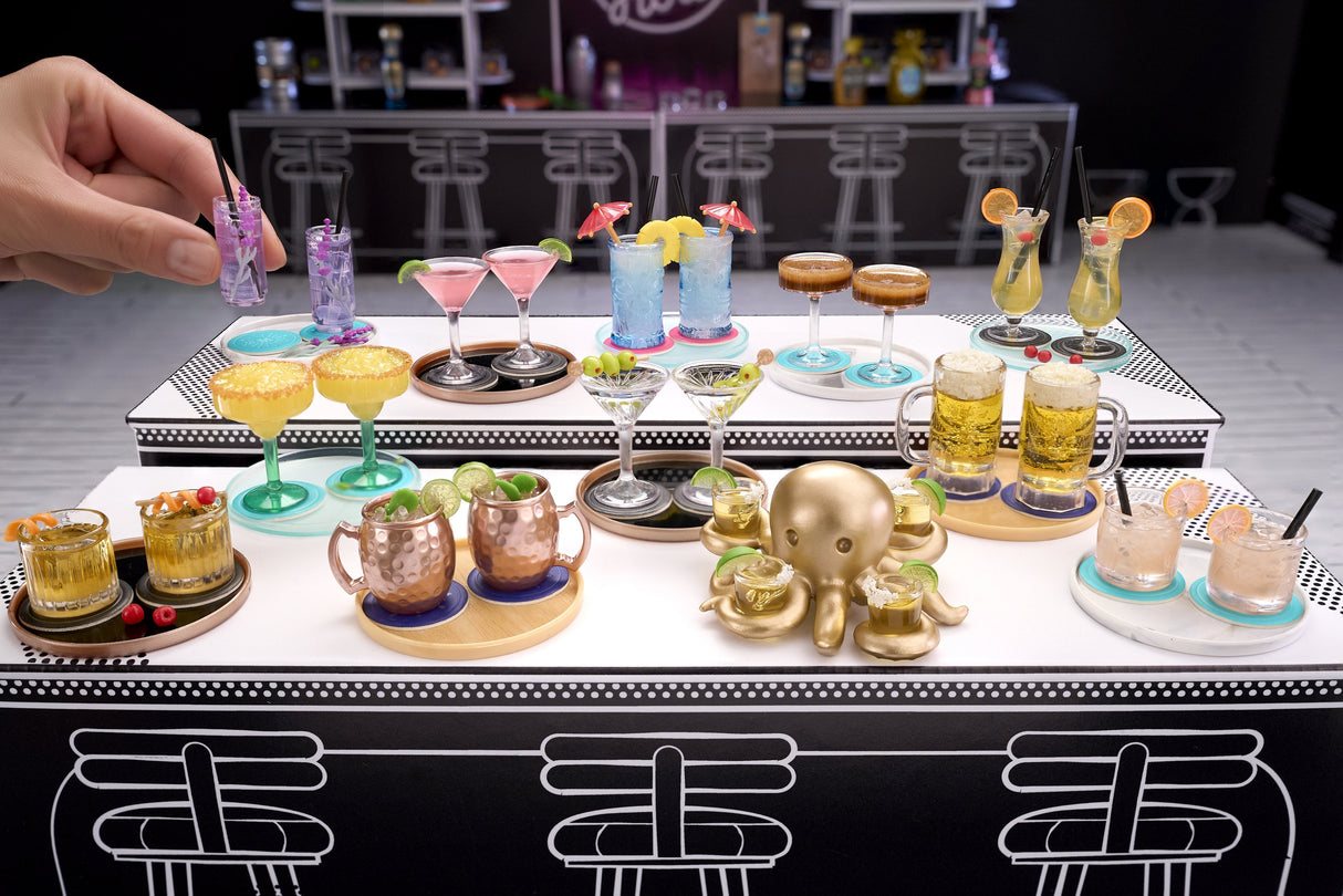 Mga Entertainment Mga'S Miniverso Make It Mini Happy Hour Mini Collectibles, Artesan Artículos Ordenados 513841-Euc