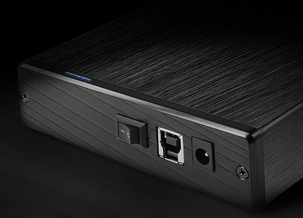 Axagon Ee35-Xa3 Caja Externa De 3,5, Usb 3.0 / Sata Ii, Aluminio - Negro