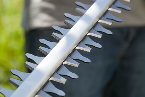 Cortasetos Eléctrico Telescópico Ths Gardena  500/48 08883-20