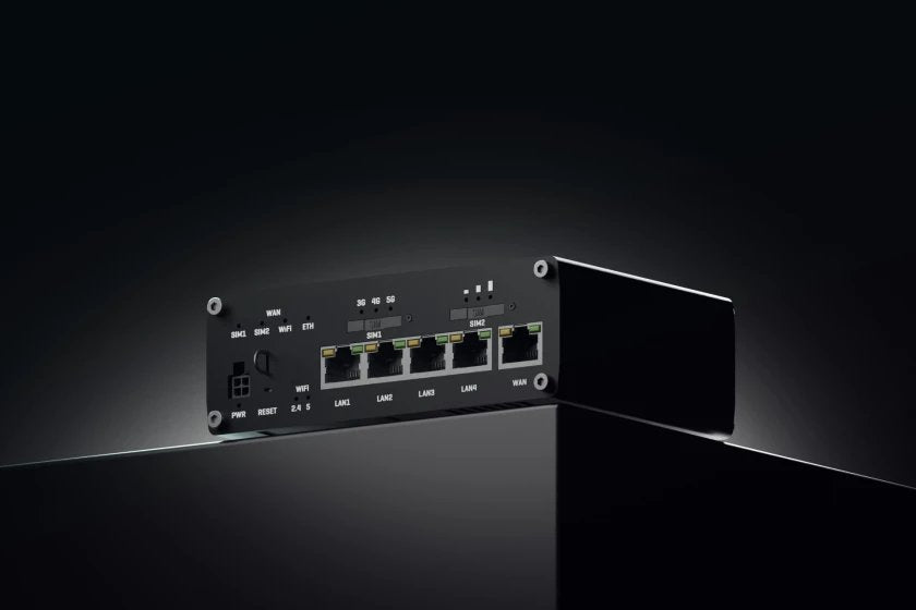 Router Inalámbrico Teltonika Rutm50  Gigabit Ethernet Doble Banda (2,4 Ghz / 5 Ghz) 5g Negro