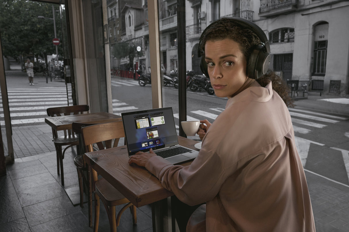 Portatil Hp Ebultrag1q X1e7810 14 32gb/1t  Spai