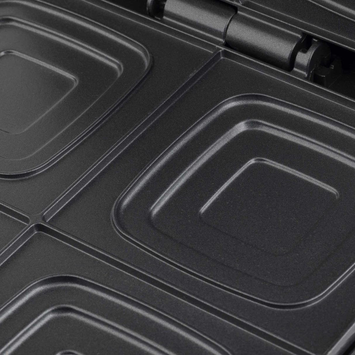 Jata Sandwich Maker Four Whole Sanwitches Xxl Two Indicator Lights Jesw1551