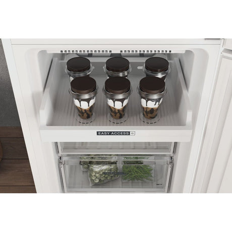 EAN 8003437904127 - Whirlpool W7X 93A W Independiente 367 L Blanco imagen 8