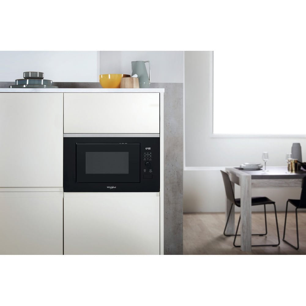 EAN 8003437605918 - Whirlpool WMF250G Acero inoxidable Microondas con grill Integrado 25 L 900 W imagen 3