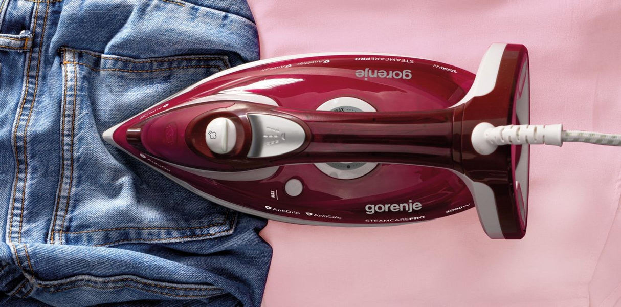 Plancha De Vapor Gorenje Sih3000rbc Plancha De Vapor, 3000 W, Capacidad Del Depã³sito De Agua 350 Ml, Vapor Continuo 40 G/Min, Rojo/Blanco