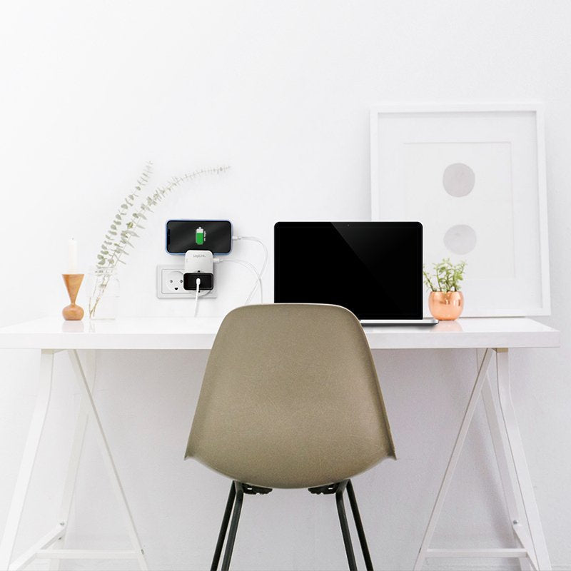 Cargador Usb-A Y Usb-C  2 Puert. 17w 2,4a  Blanco Schuco