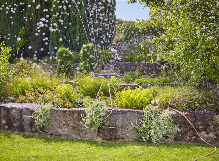 Trípode Para Aspersor Gardena 18735-20, Soporte Negro, Altura 50 Cm 18735-20