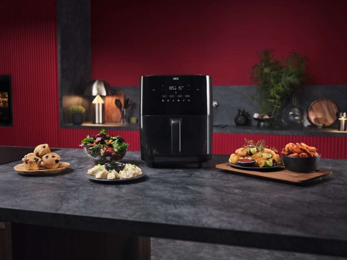 EAN 7333394032634 - AEG AAF7SB Sencillo 6,9 L 1700 W Freidora de aire caliente Negro imagen 10