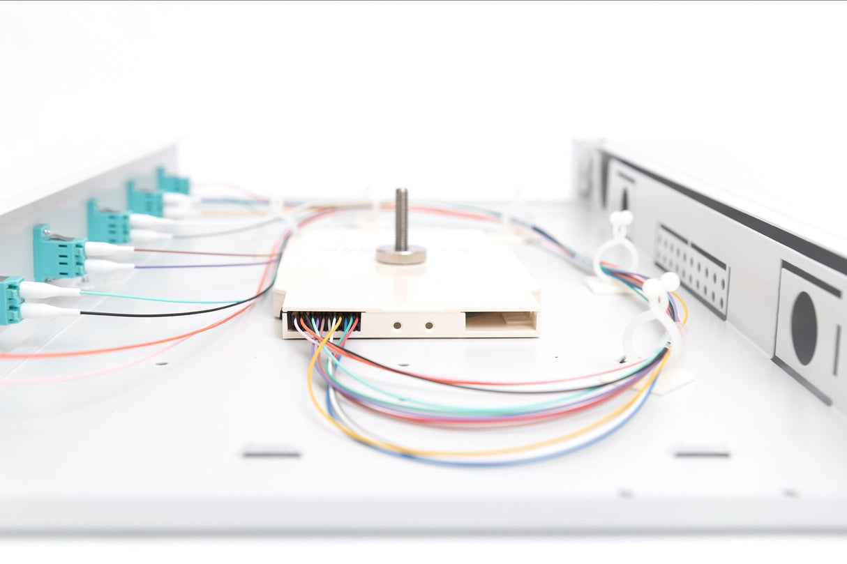 EAN 4016032278412 - Digitus DN-96330/3 adaptador de fibra óptica 1 pieza(s) Gris imagen 3