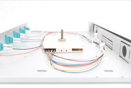 EAN 4016032278412 - Digitus DN-96330/3 adaptador de fibra óptica 1 pieza(s) Gris imagen 3