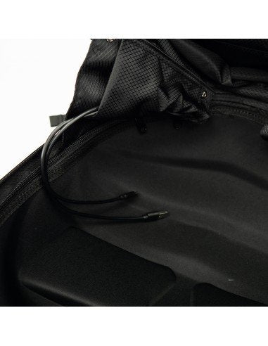 Mochila Con Pantalla Led Woxter Black Knight Capacidad 30l Negra