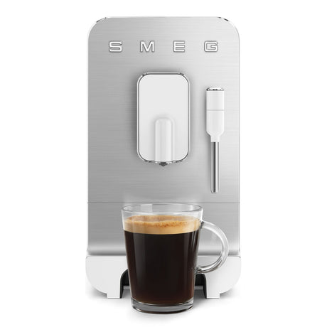 EAN 8017709334932 - Smeg BCC12WHMEU cafetera eléctrica Máquina espresso 1,4 L imagen 10
