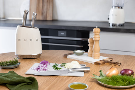 EAN 8017709344184 - Smeg KBSF02CR juego de cuchillos y cubertería de cocina Bloque con ranuras para cuchillos imagen 9