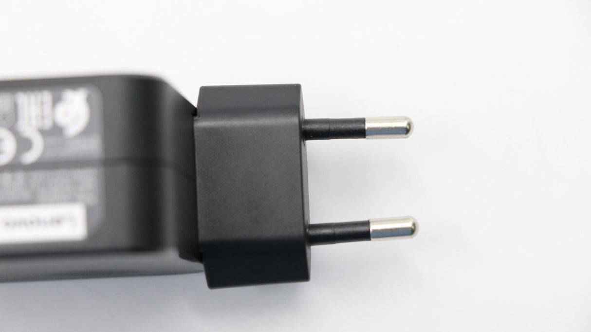 EAN 5706998655530 - Lenovo 01FR133 adaptador e inversor de corriente Interior 45 W Negro imagen 5