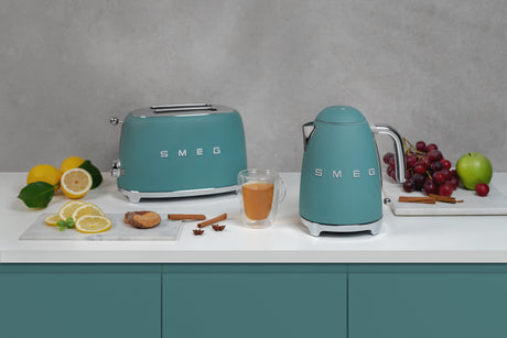 EAN 8017709329617 - Smeg KLF03EGMEU tetera eléctrica 1,7 L 2400 W Cromo, Verde imagen 12