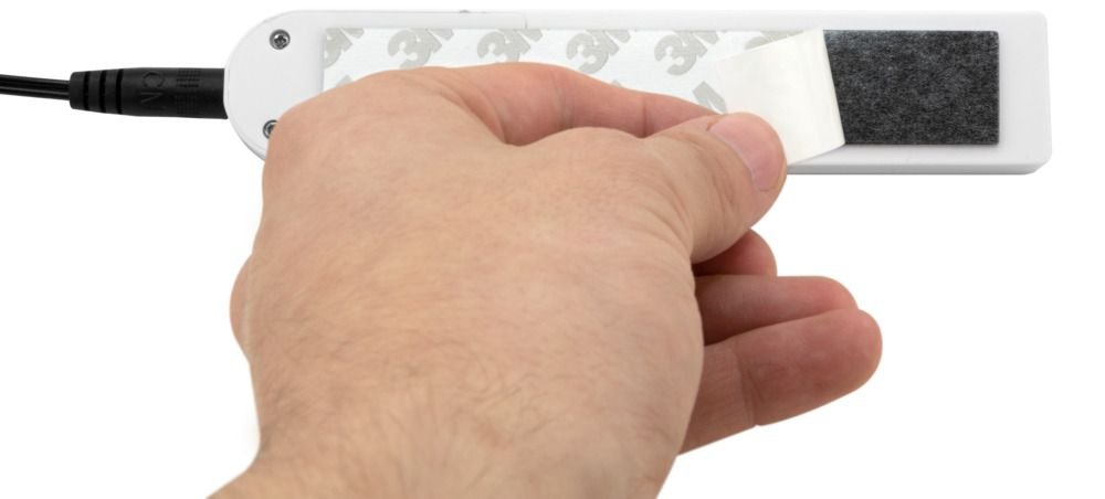 Ansmann 1600-0436 Tira De Led De 2 M Con Sensor Crepuscular Y De Movimiento Pir, Iluminación De Armario Led, Incluidas 4 Pilas Aaa