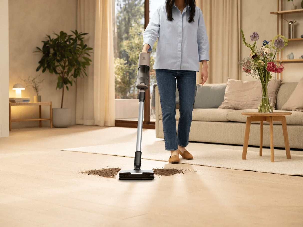 Aspirador Escoba Clean 600 Ep61cb21wg