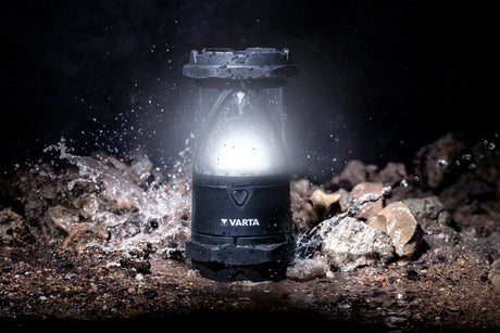 EAN 4008496987146 - Varta INDESTRUCTIBLE L30 PRO Negro, Transparente Linterna de mano LED imagen 4