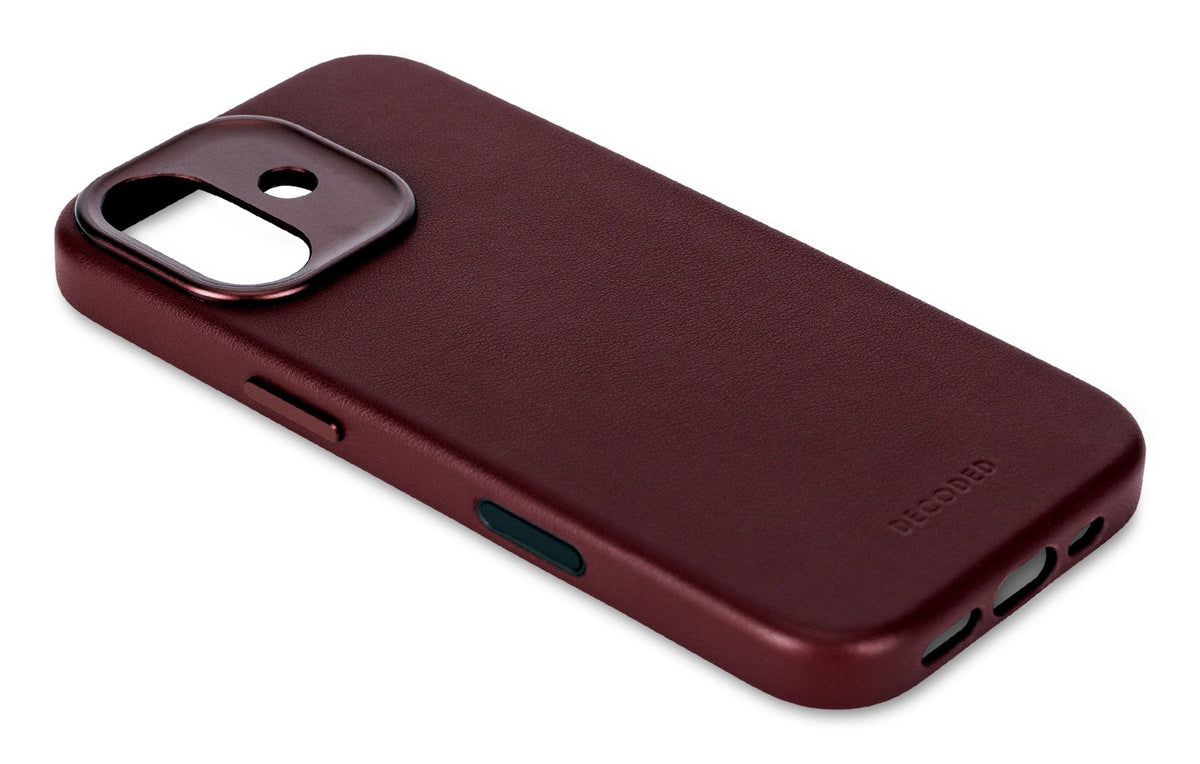 Decoded Leather Backcover Iphone 17 Dark Ruby