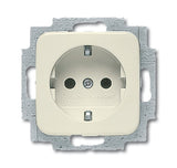 EAN 4011395194805 - Busch-Jaeger 2011-0-1318 toma de corriente CEE 7/3 Blanco imagen 1