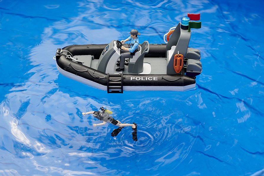 Vehículo Barco Inflable De La Policía Bruder Bworld 62733