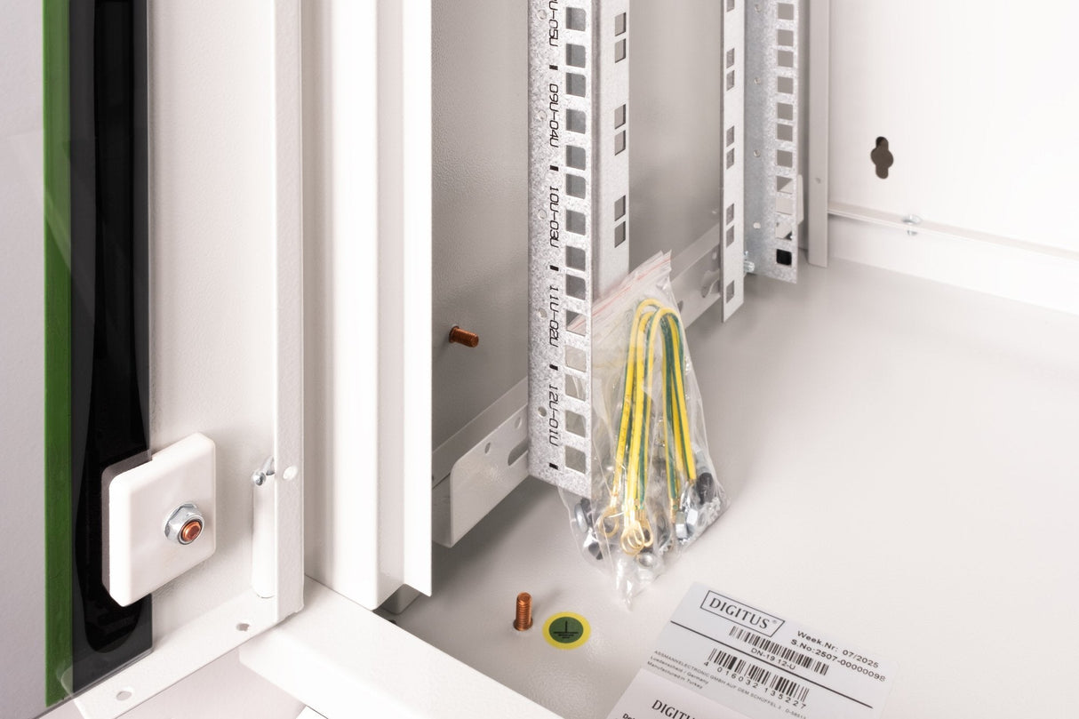 Digitus 12u Cabinet            Rack Wall Mounting 624x600x450mm