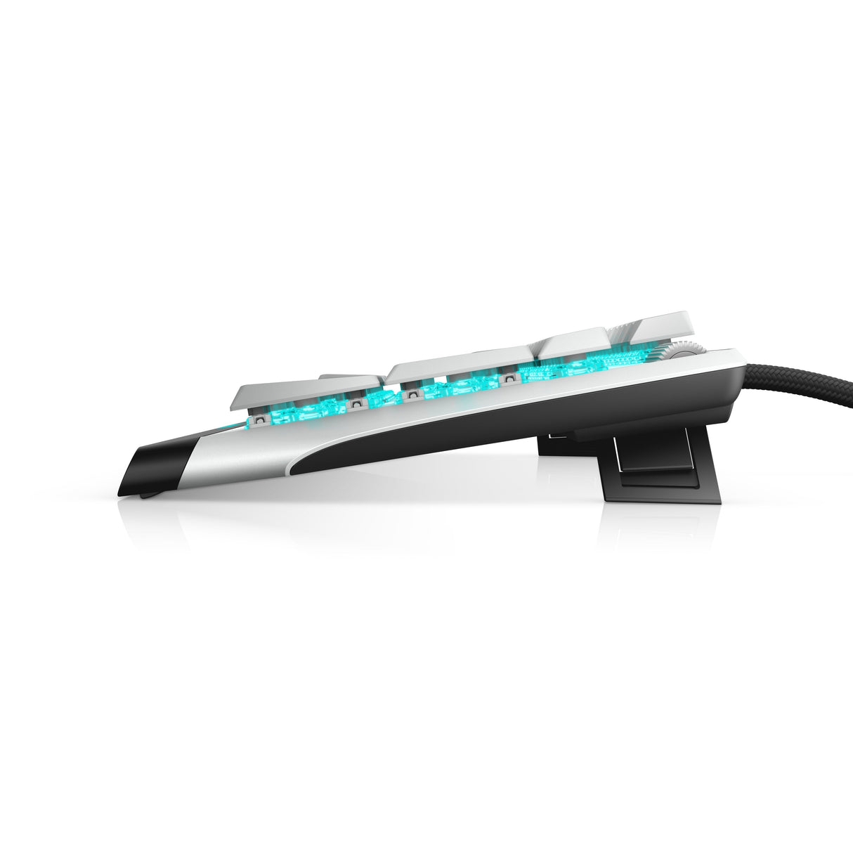 EAN 0884116349419 - Alienware AW510K teclado Juego USB Negro, Blanco imagen 4