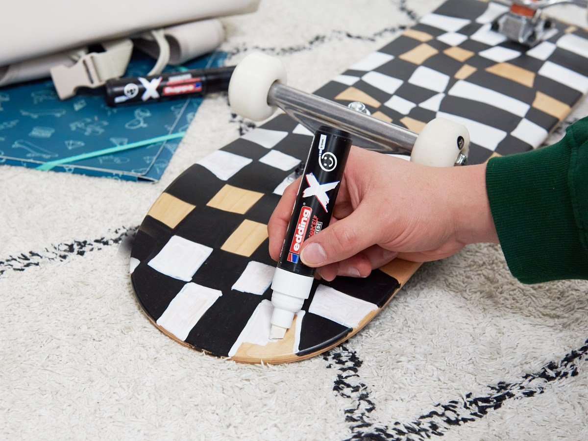 Edding X 6900 Pack De 2 Rotuladores Multisuperficie Permanentes De Tinta Opaca - Punta Biselada Con Trazo 2-10mm -