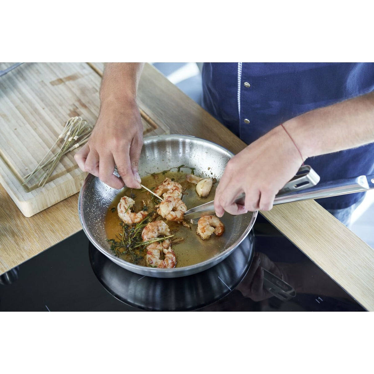 Sartén Zwilling Pro Multiuso Alrededor