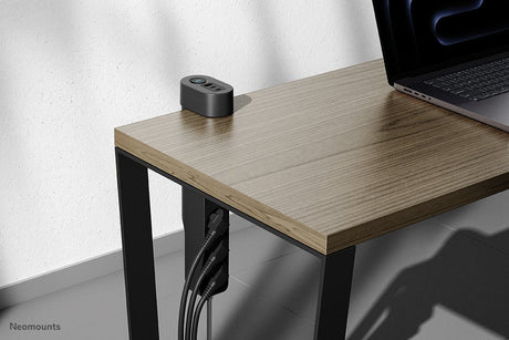 EAN 8717371448516 - Neomounts DS22-840BL6 base múltiple 1,4 m 3 salidas AC Interior Negro imagen 13