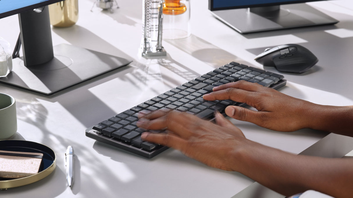 Logitech Master Series Mx Mechanical Teclado Retroiluminación Inalámbrico Bluetooth Le Qwerty Reino Unido Interruptor: Táctil Silencioso Grafito