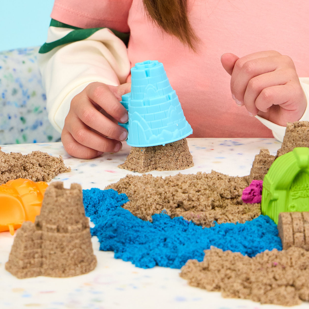 Spinmaster Kinetic Sand - Strand Abenteuer Set (Con 907 Gramm Arena In 3 Colores) 6076422