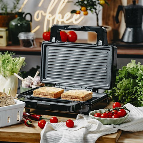 EAN 5905575903112 - Adler AD 3073 sandwichera 1400 W Negro, Plata imagen 14