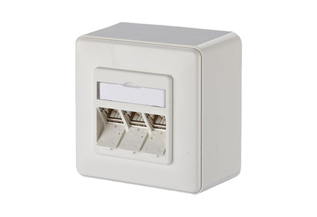EAN 4250184136743 - BTR NETCOM 130B12D30002-E toma de corriente RJ-45 Blanco imagen 1