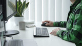 Teclado Alemán Targus Sustainable Energy Harvesting Ecosmart Bluetooth Qwertz Negro