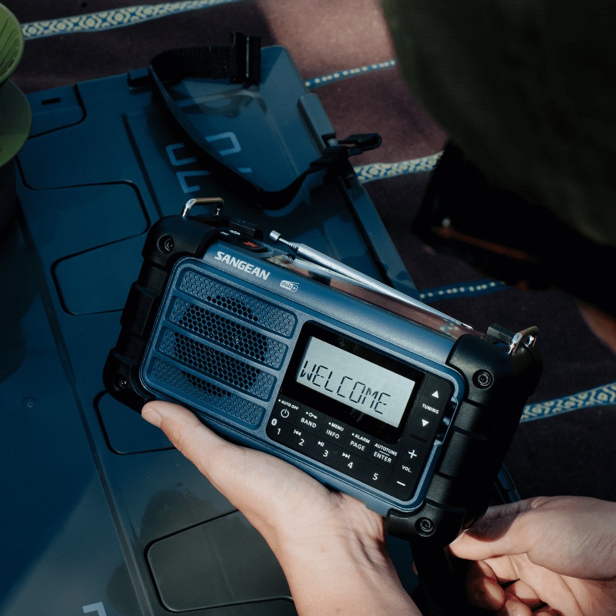 Sangean Mmr-99 Dab Blau Notfall/Kurbel/Solar Radio