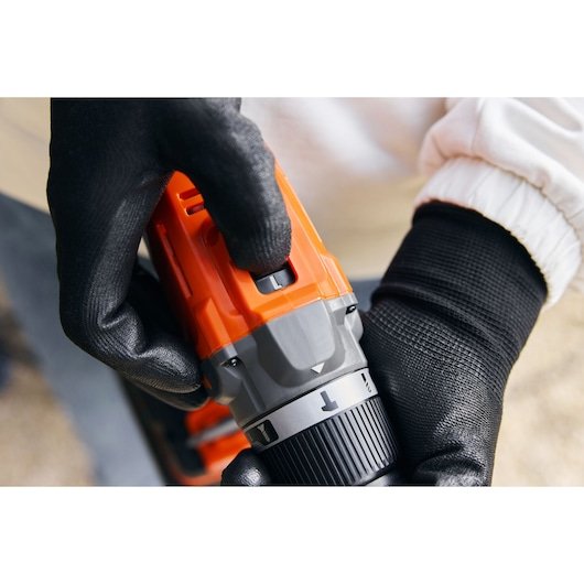 Taladro De Impacto Inalámbrico Negro&Decker 18 V 2 Ah. Kof Bcd383d1xk