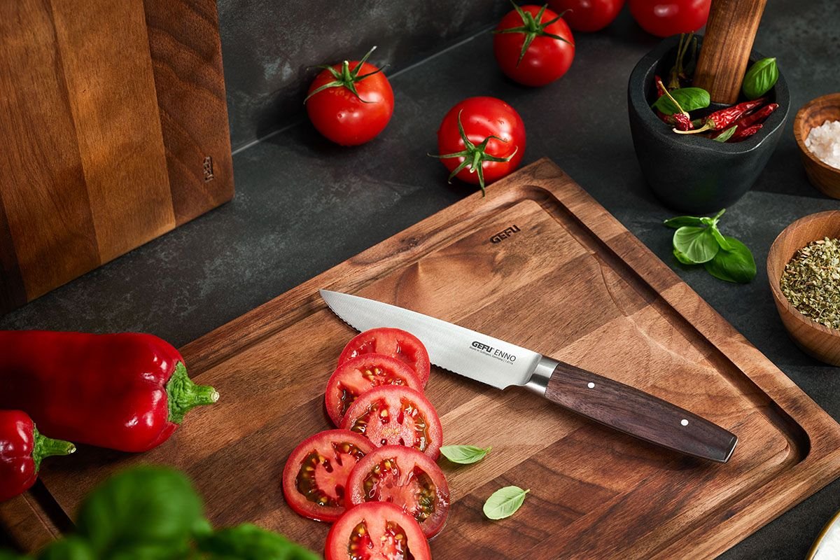 Gefu Enno Schneidebrett Mittel Mit Saftrille, Walnussholz