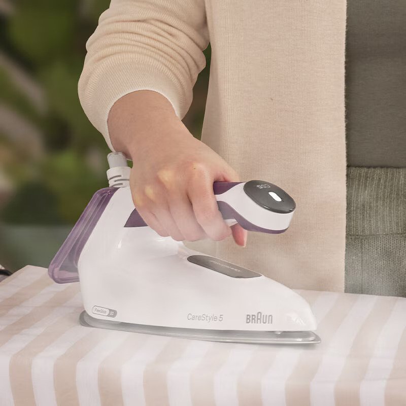 EAN 8021098003706 - Braun CareStyle 5 IS5247VI 2400 W 2 L EloxalPlus soleplate Violeta, Blanco imagen 6