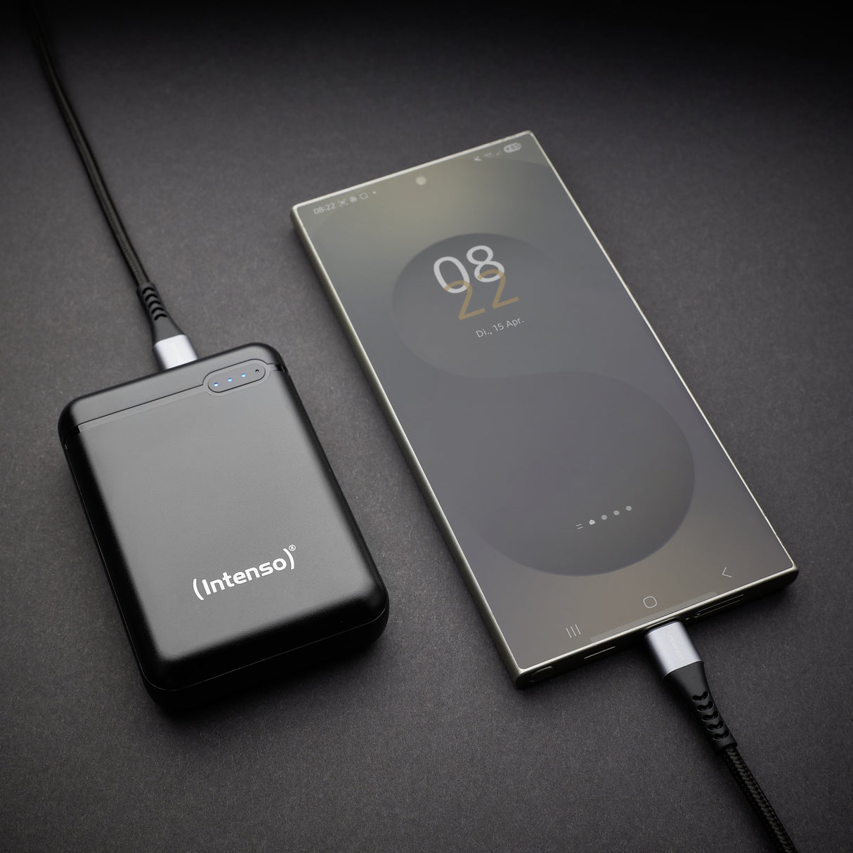 EAN 4034303028375 - Intenso XS10000 Polímero de litio 10000 mAh Negro imagen 9