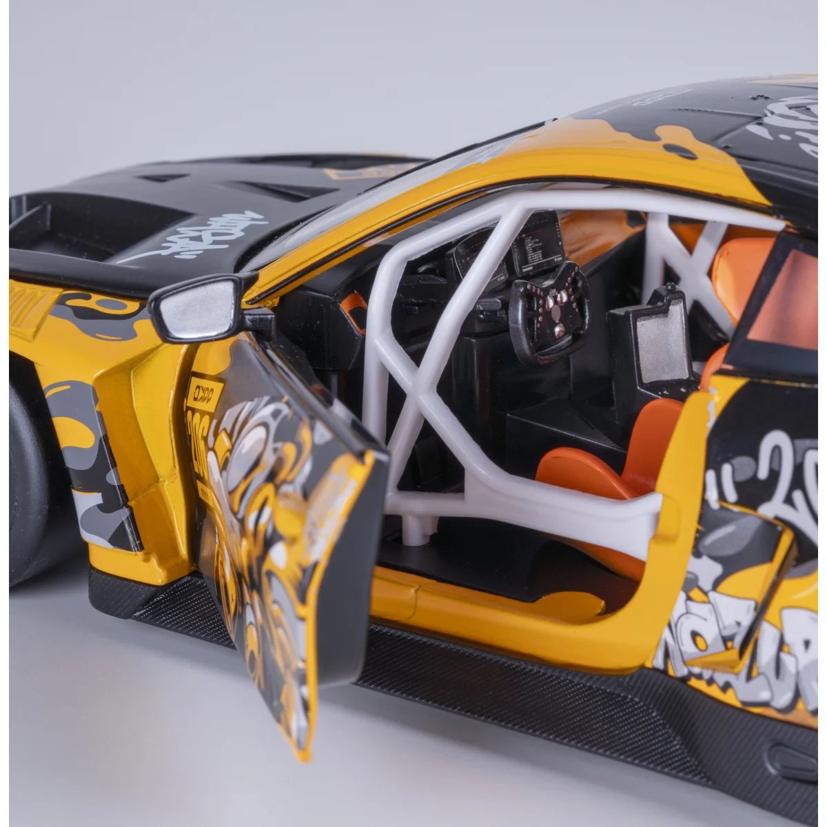 Jamara Bmw M4 Gt3 1:24 Amarillo 3+