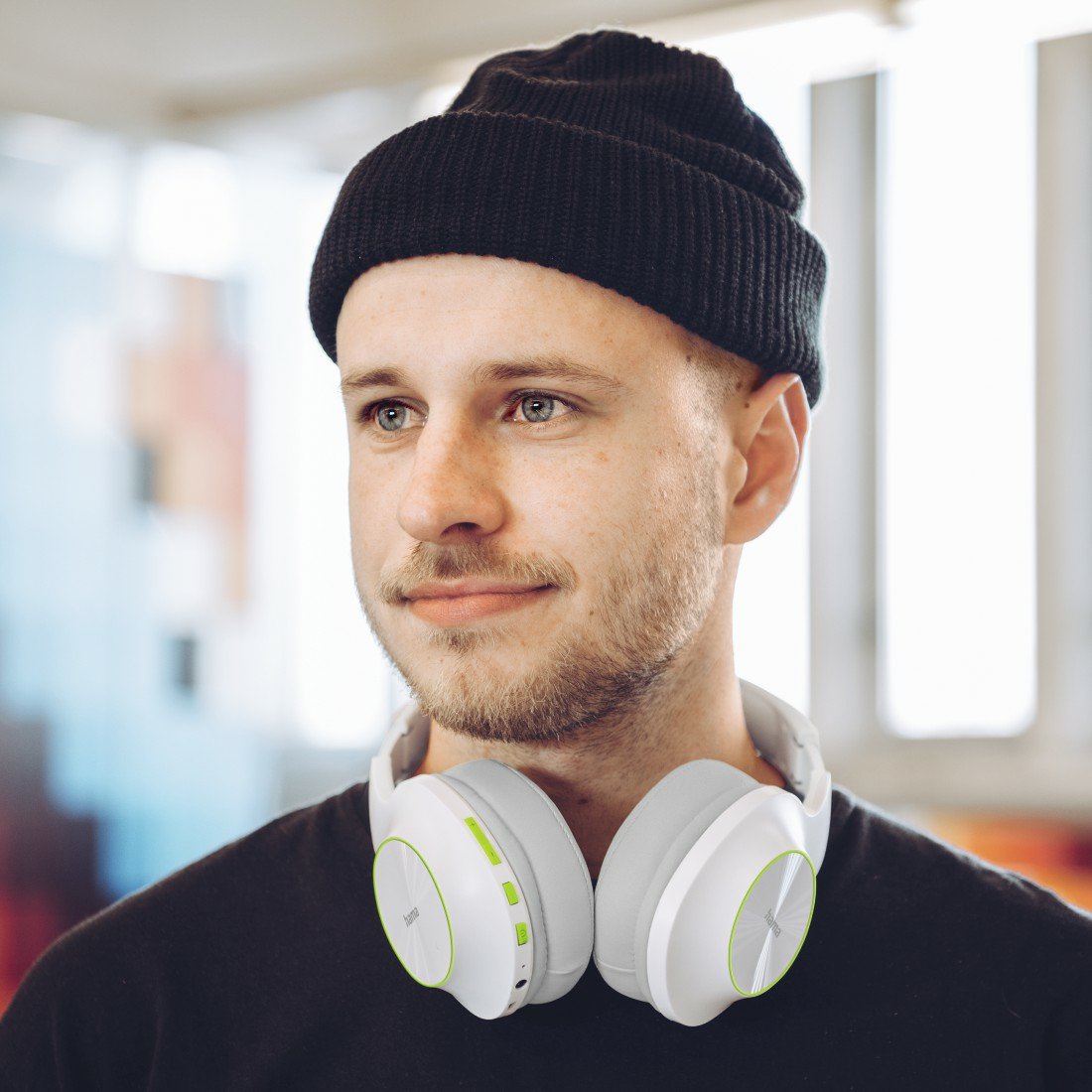 Bt Overear Headphones    Spirit Calypso Ii White