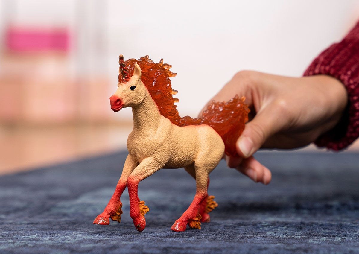 Figura Schleich Bayala Elementa Fuego Unicornio Semental 70756