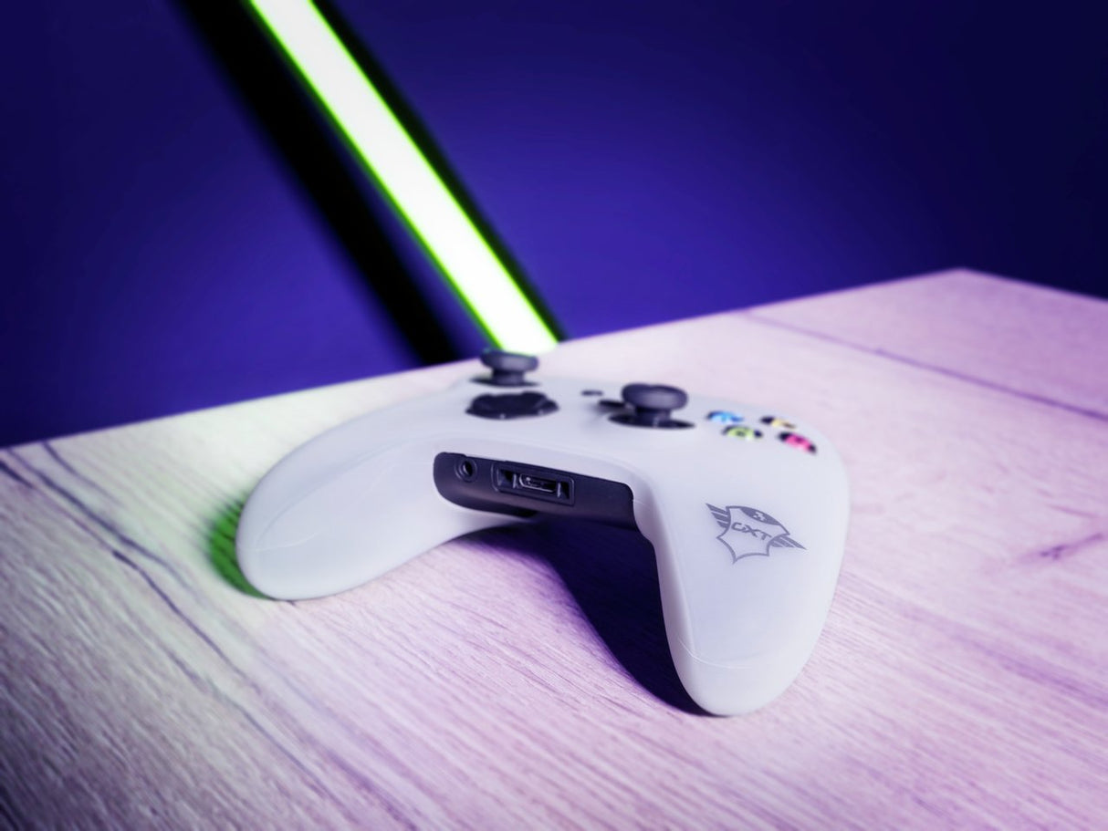 Funda De Silicona Trust Para Mando Xbox Series X / S Color Transparente  24175