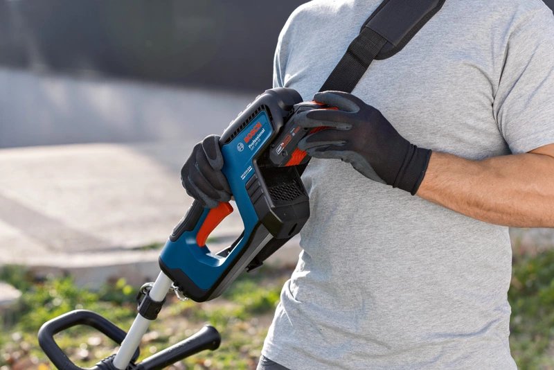 Desbrozadora Inalámbrico Bosch Professional Grt 18v-33 Professional  Azul/Negro, Sin Batería Ni Cargador