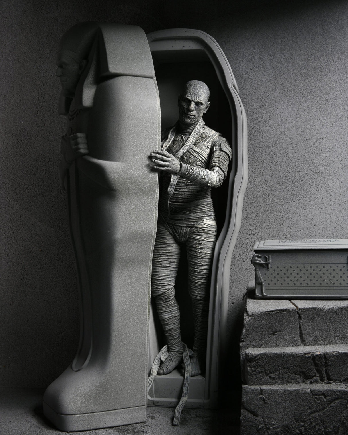 Figura Ultimate Mummy Black And White Universal Monsters 18cm